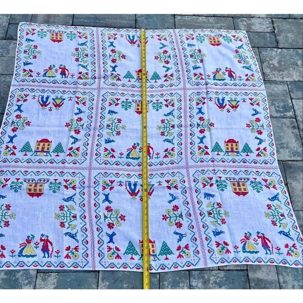 No Brand vintage tablecloth